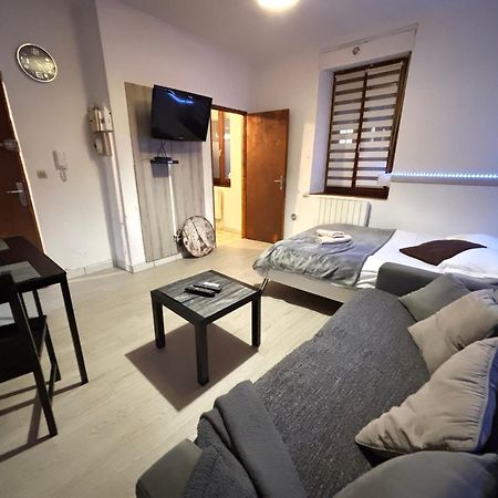 Apartamento Le Lorrain Wifi Un Sejour A Part Metz Exterior foto