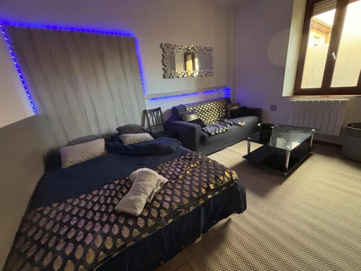 Apartamento Le Lorrain Wifi Un Sejour A Part Metz Exterior foto