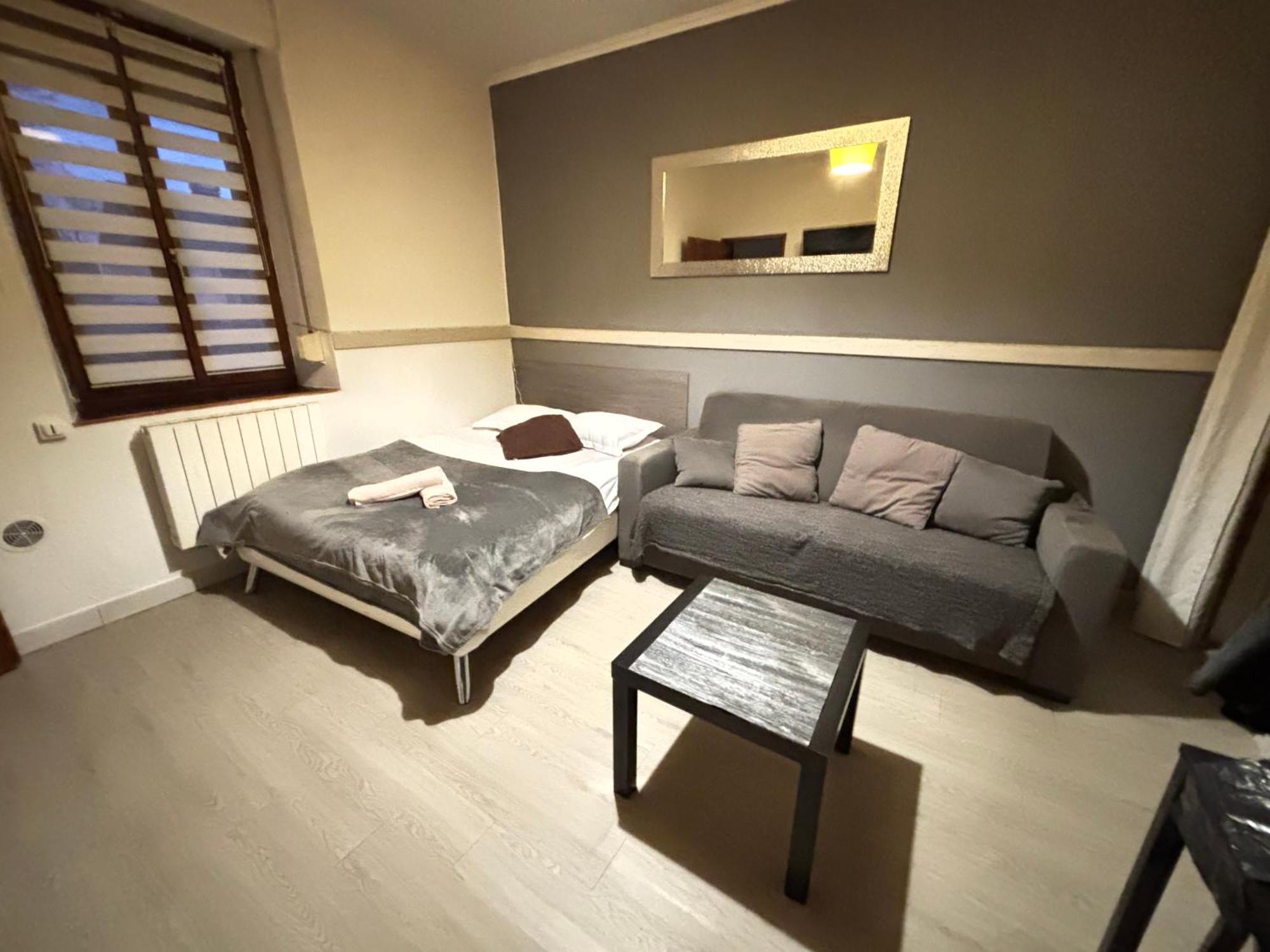 Apartamento Le Lorrain Wifi Un Sejour A Part Metz Exterior foto